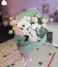 Букет милый в Новом Костеке Букет цветов из: Хризантемы и Розы в Новом Костеке