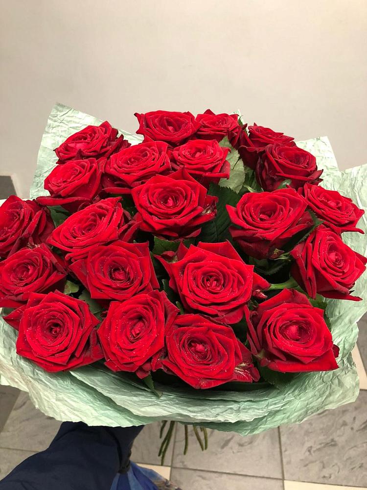 Розы Классика в Новом Костеке Букет Классика в Новом Костеке