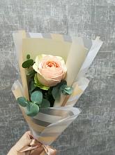 Букет цветов из:  Розы в Новом Костеке