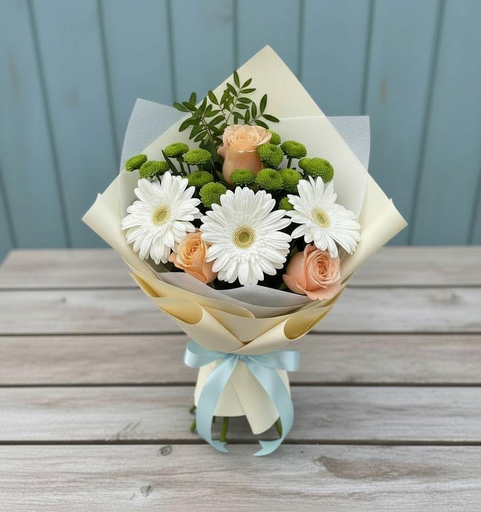 Букет герберы и розы в Новом Костеке Букет цветов из: Герберы, Розы и Хризантемы в Новом Костеке