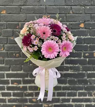 Букет яркие краски в Новом Костеке Букет цветов из:  Герберы и Хризантемы в Новом Костеке
